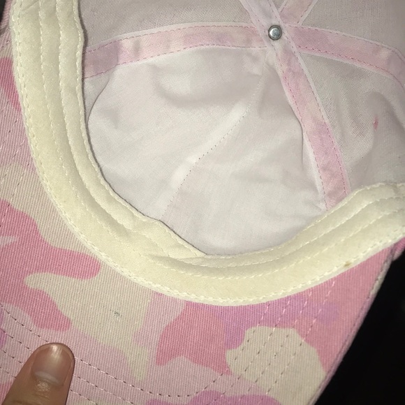 Pink baseball cap - Picture 2 of 2